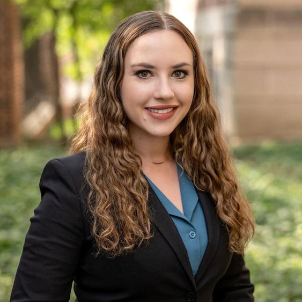 Portrait photograph of Natalie Silverstein